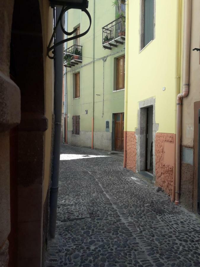 Casa Graci Hotel Bosa Eksteriør billede