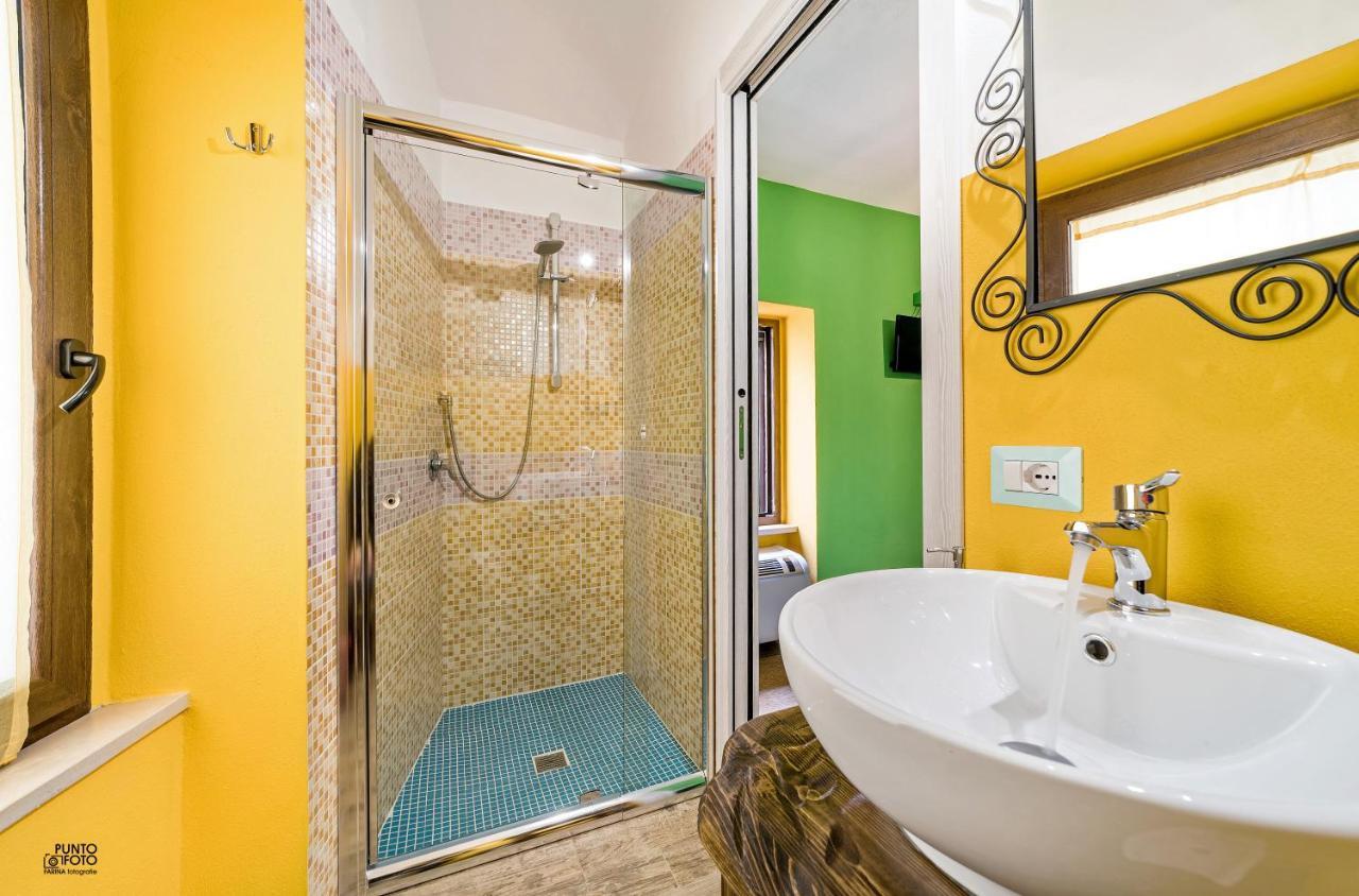 Casa Graci Hotel Bosa Eksteriør billede